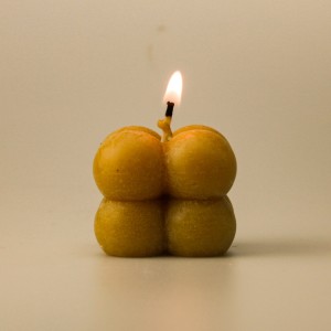 Świeca z wosku pszczelego Kostka mała